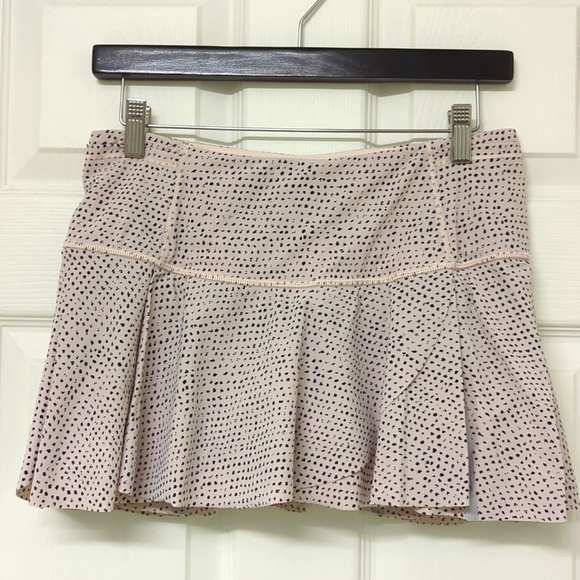 Lululemon Skort, size 6 - Picture 1 of 5